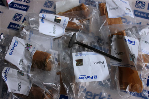 柴油機1206E配件銷售中心油底殼墊、T414441壓縮機、氣門、搖臂軸(1200)